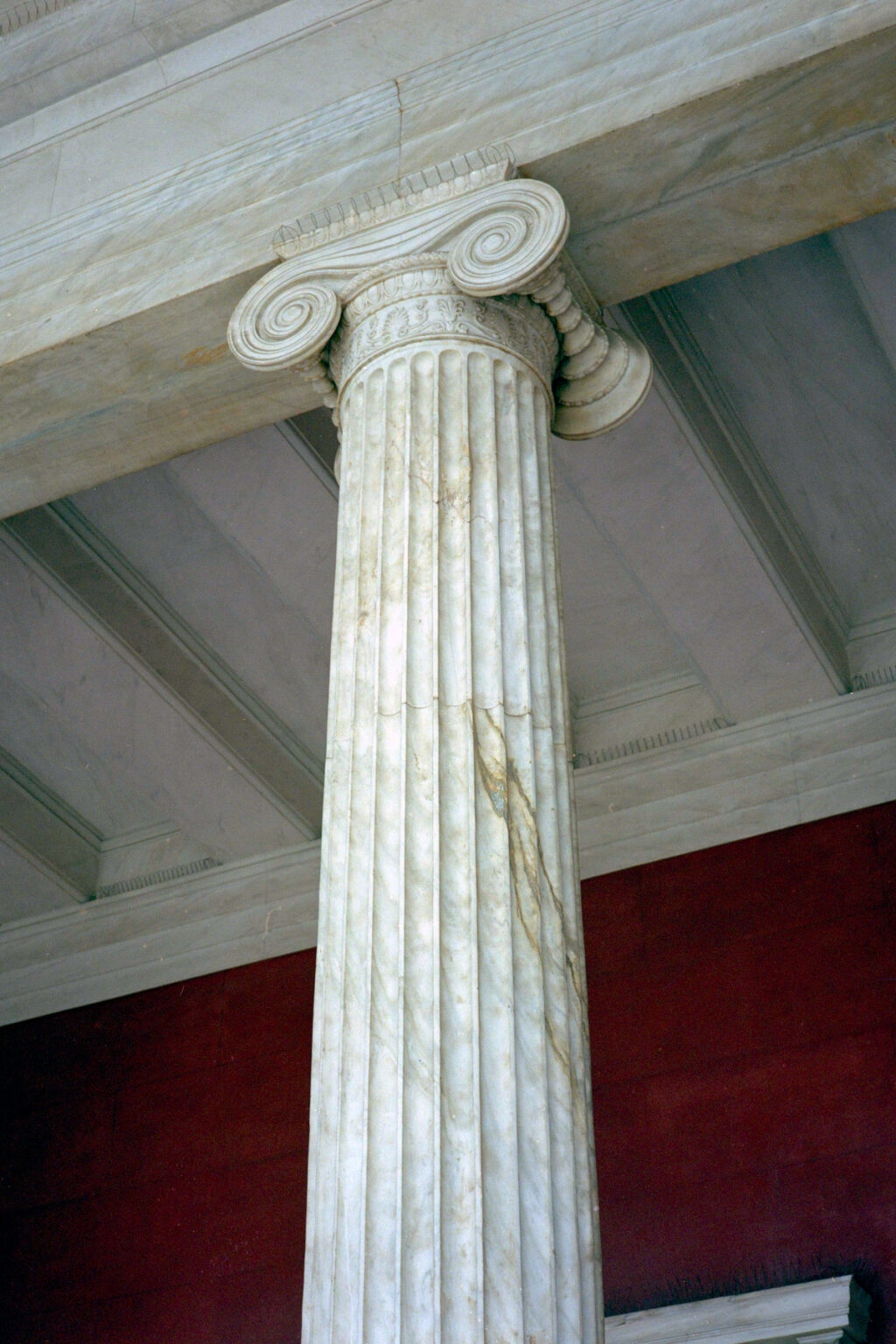 210929_Athens_Marble_National-Archaelogical-Museum-Marble-column_Chris-Kontos_25