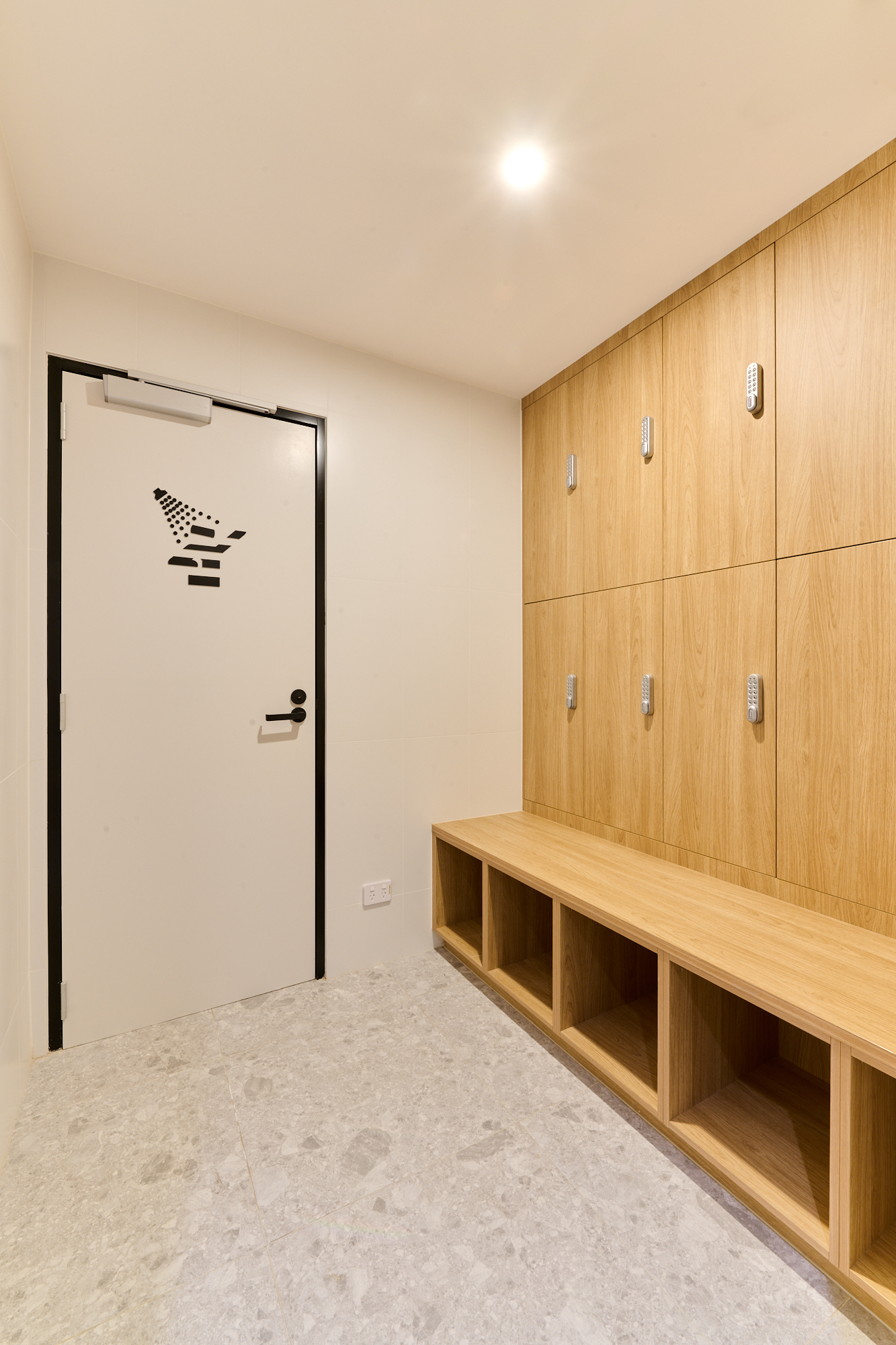 Lowres-240603-221London-Shared-RohanThomson-392889