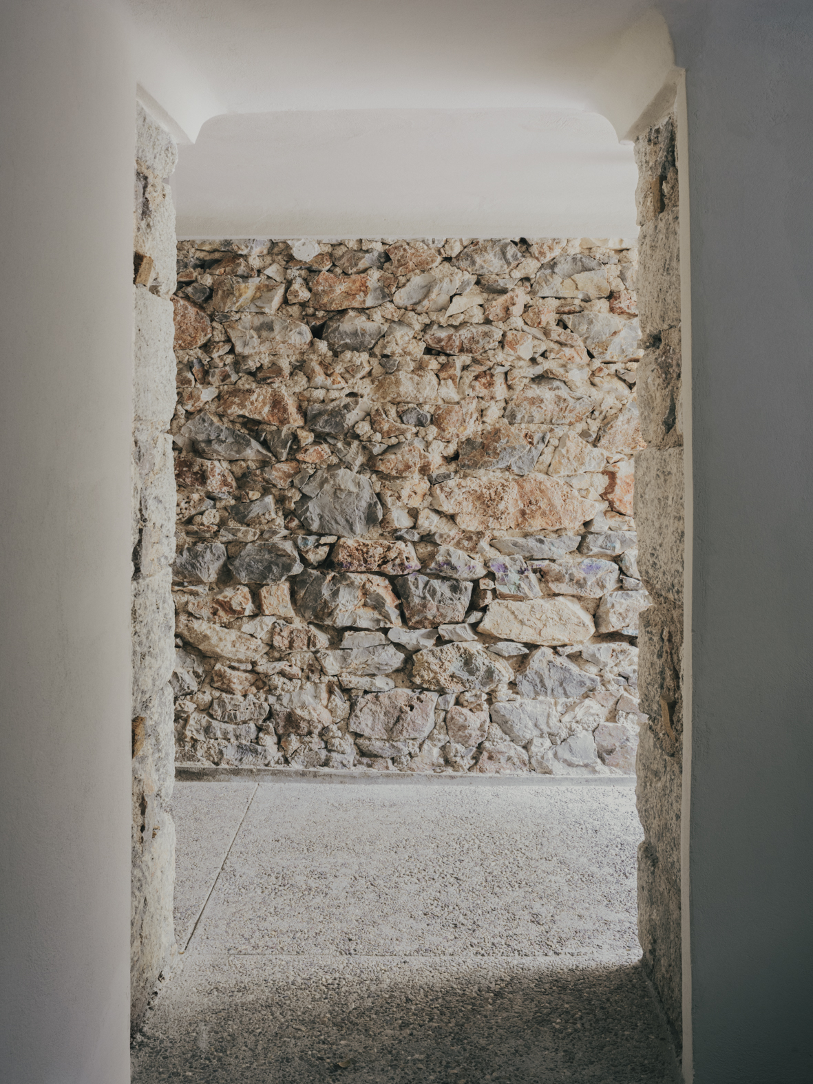 Athens-Apartment-For-Rent-Long-Term-Accommodation-Mithimnis-Courtyard-Apartment