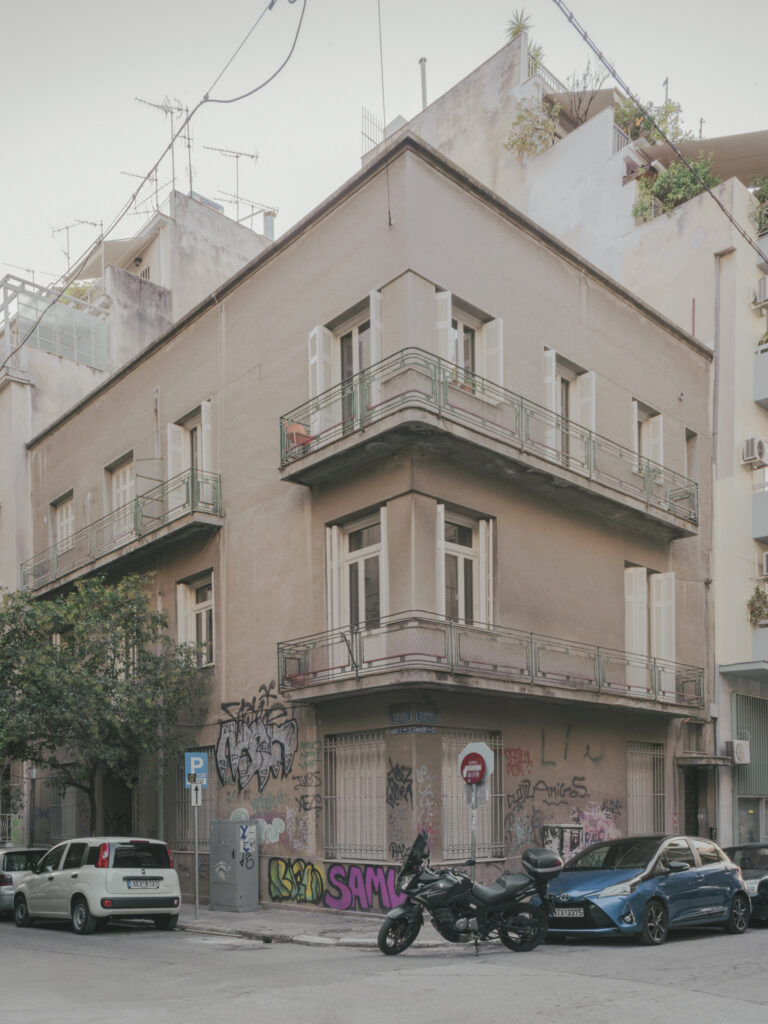 Athens-Apartment-For-Rent-Long-Term-Accommodation-Sikonou-Corner-Apartment