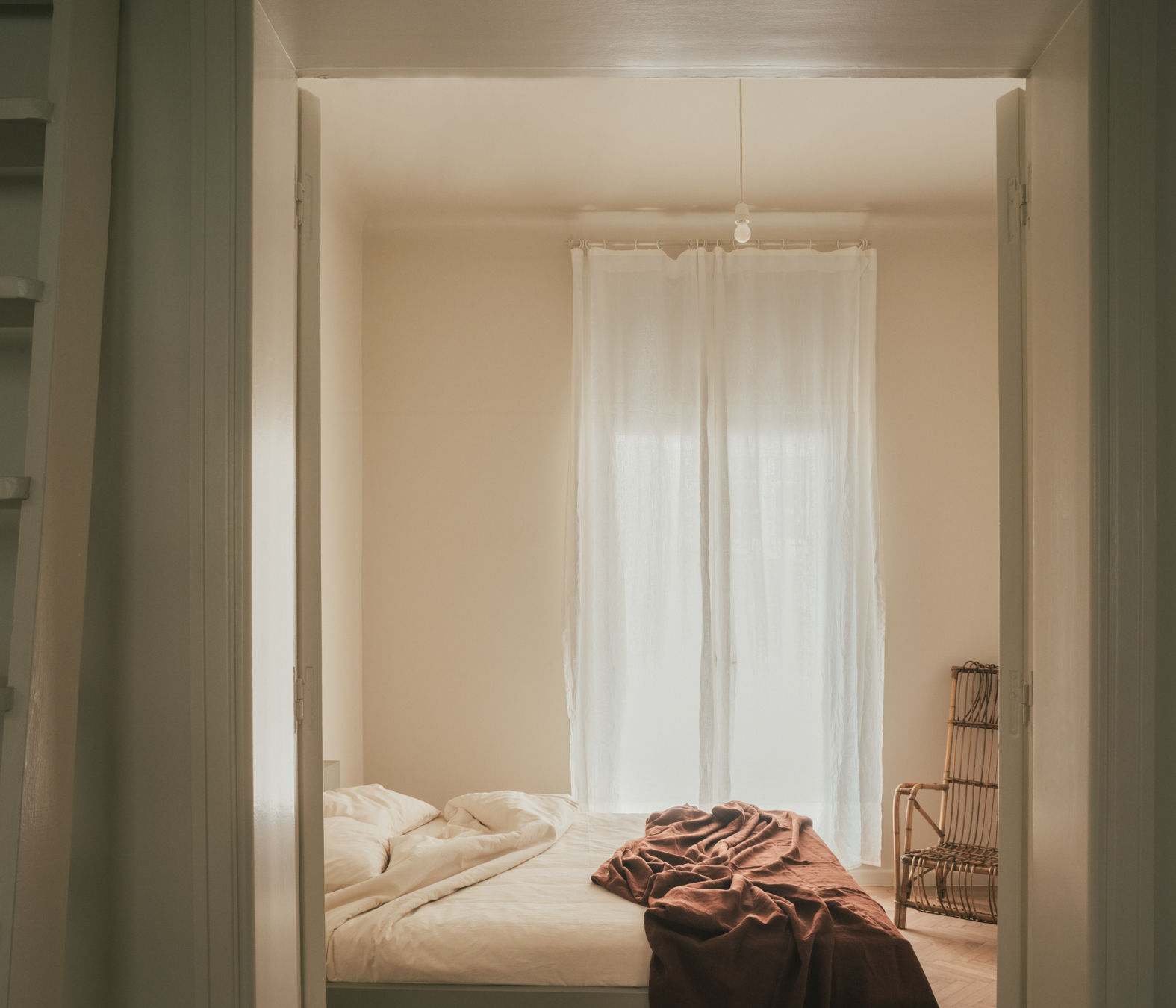 Athens-Apartment-For-Rent-Long-Term-Accommodation-Matrozou-Rooftop-Apartment