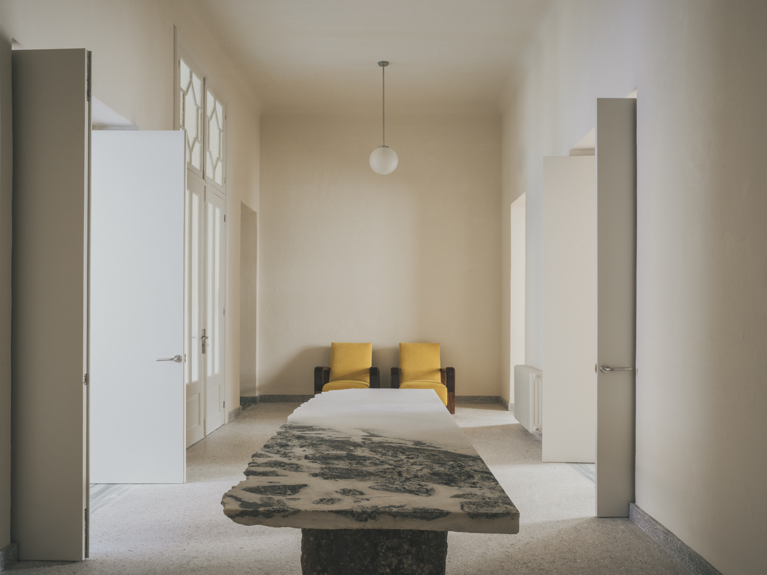 221208_Mithimnis16_Courtyard Apartment_Lorenzo Zandri-7
